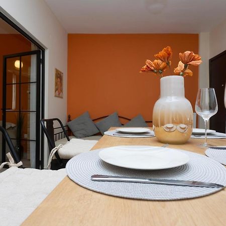 3C'S Apartment Thess :Central, Cosy & Convenient テッサロニキ エクステリア 写真